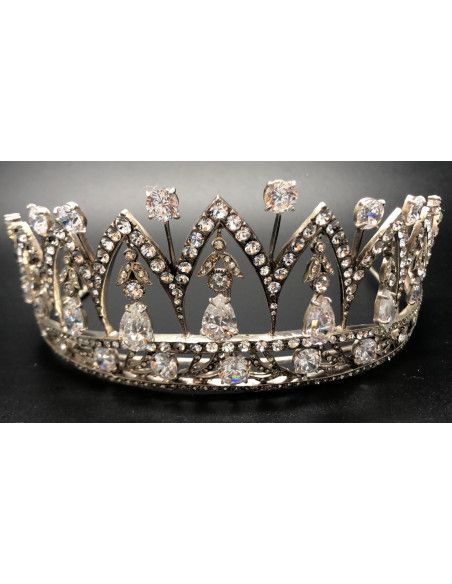 Tiara plata lágrimas cristal