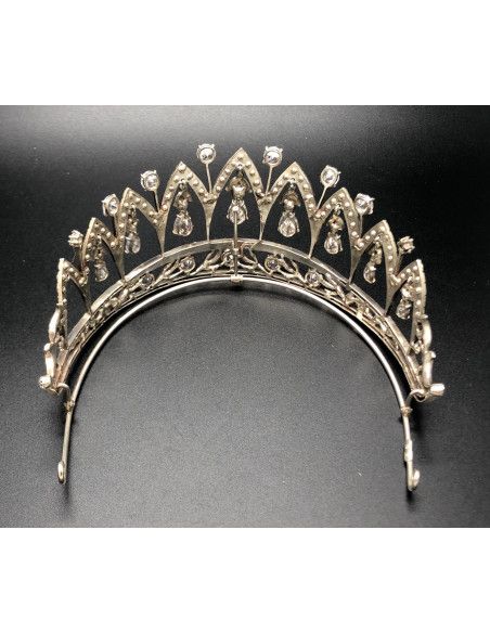 Tiara plata lágrimas cristal