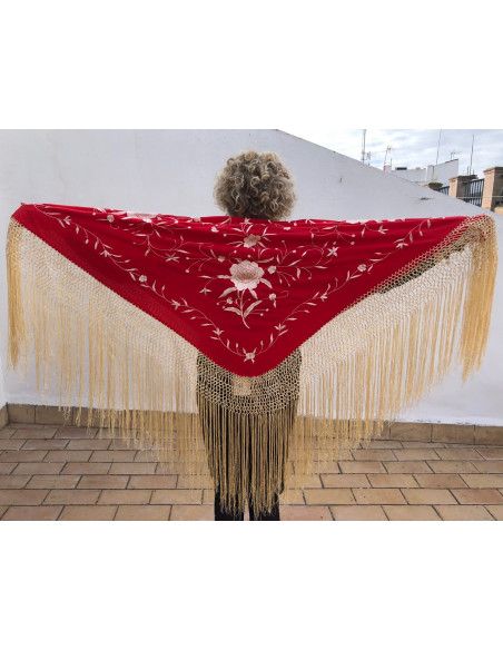 Mantón bordado a mano en seda 115 cm