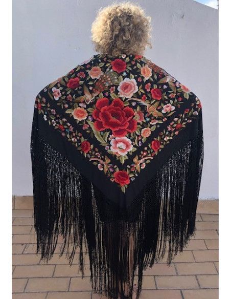 Mantón bordado a mano en seda 140cm