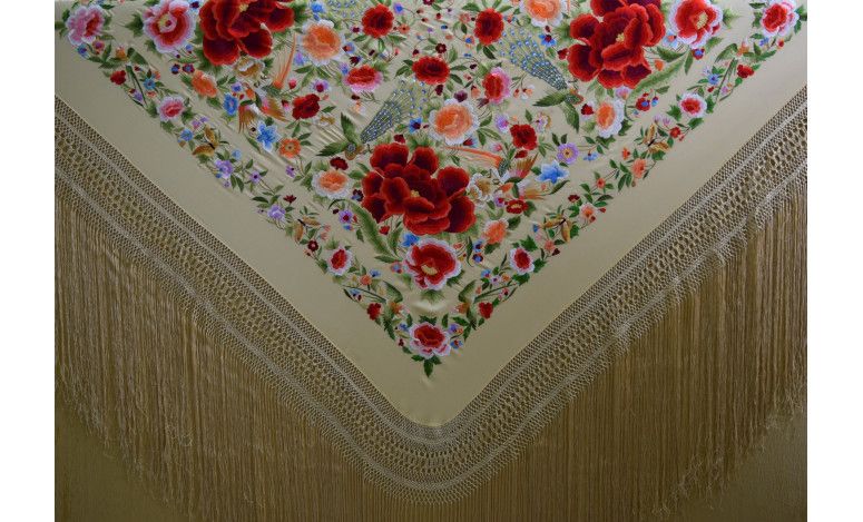 Mantón bordado a mano en seda 140cm