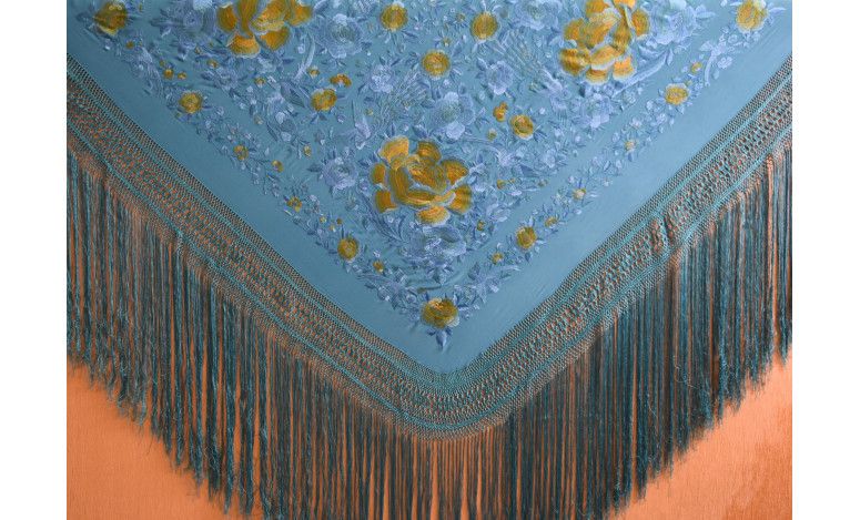 Mantón bordado a mano en seda 140cm
