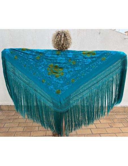 Mantón bordado a mano en seda 140cm