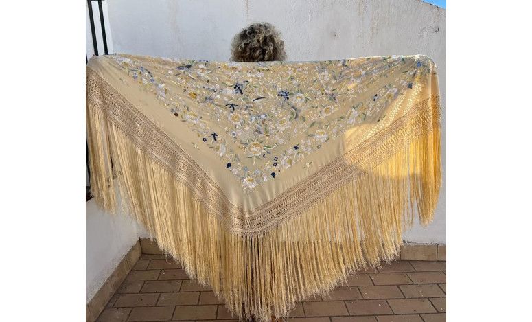 Mantón mano seda 140cm