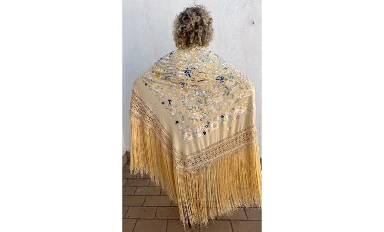 Mantón mano seda 140cm