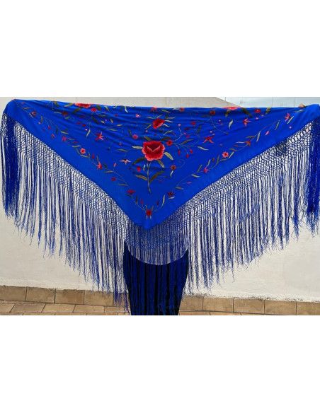 Mantón bordado a mano en seda 115 cm