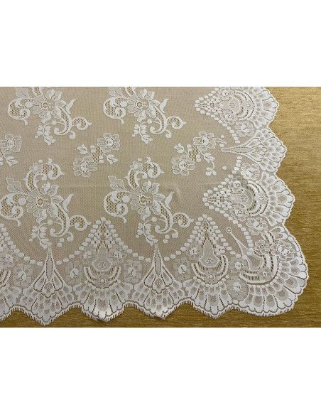 Mantilla bordada a máquina 100*220