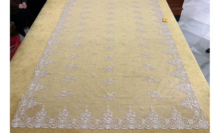 Mantilla máquina nude 100*220