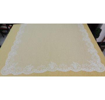 Manto de novia bordado a mano en tul 180*300
