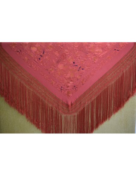 Mantón bordado a mano en seda 140cm