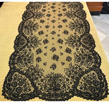 Mantilla bordada a mano seda 2
