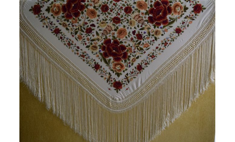 Mantón bordado a mano en seda 140cm