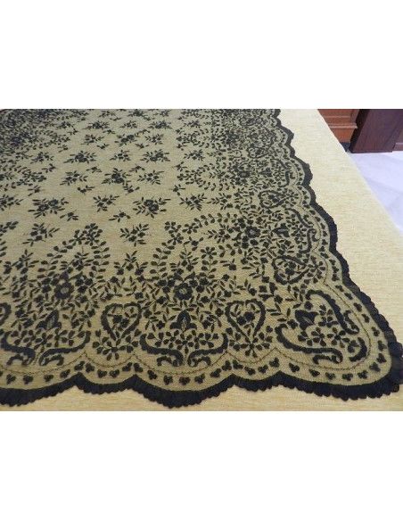 Mantilla bordada a mano en seda 120*240