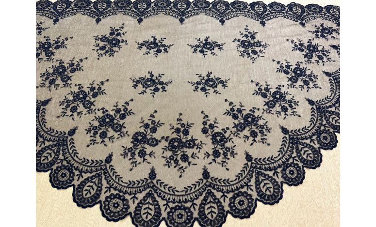 Mantilla media luna 80*145