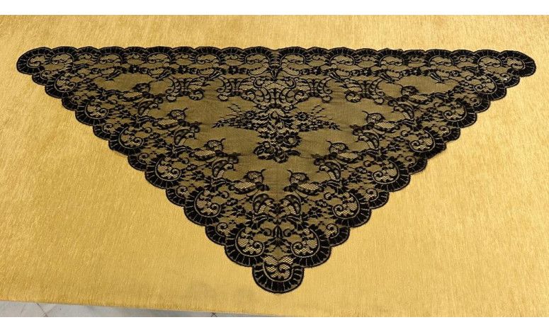 Mantilla máquina triangular 150*75