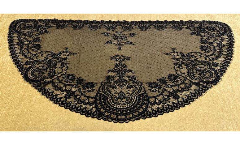 Mantilla máquina media luna