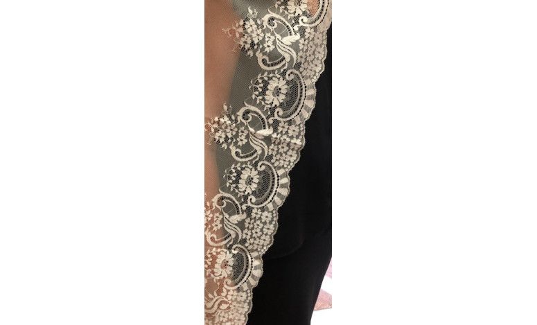 Oferta mantilla + peina