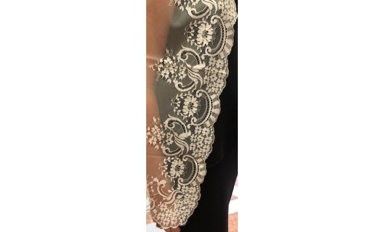Oferta mantilla + peina