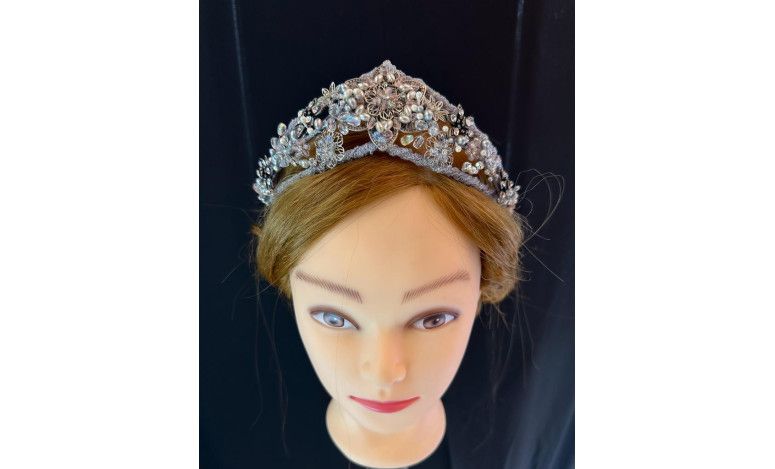 Tiara plata cristal y nacar