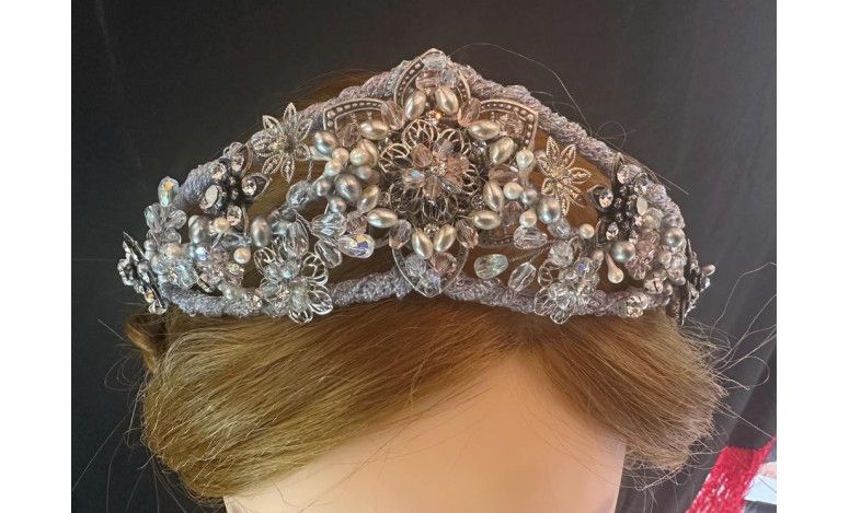 Tiara plata cristal y nacar