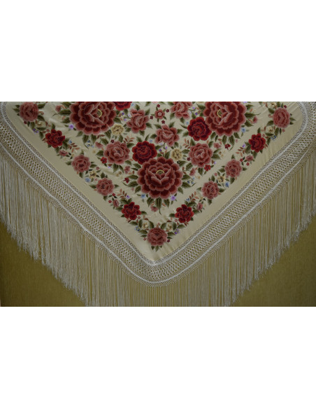 Mantón bordado a mano en seda 140 cm