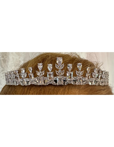 Tiara rodio lágrimas cristal