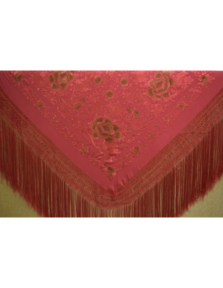 Mantón bordado a mano en seda 140cm