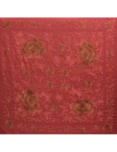 Mantón bordado a mano en seda 140cm