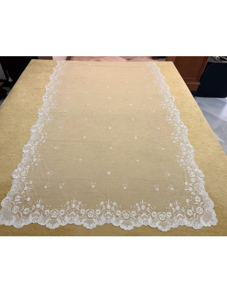 Mantilla mano seda