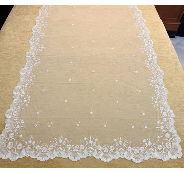 Mantilla mano seda