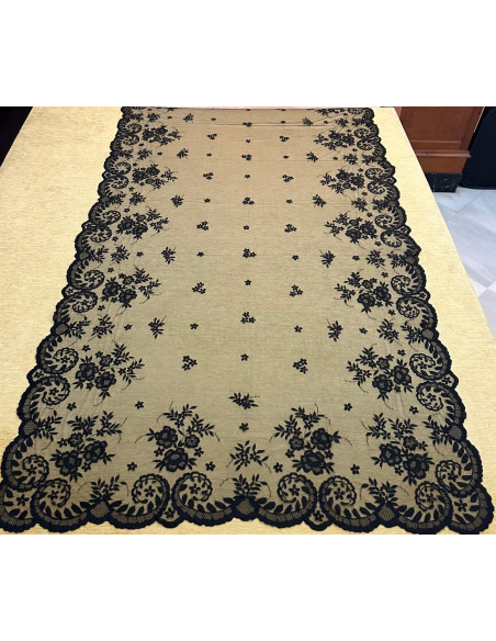 Mantilla mano seda