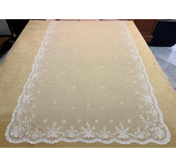 Mantilla mano seda