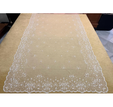 Mantilla mano seda