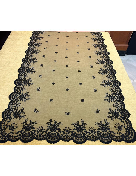 Mantilla mano seda