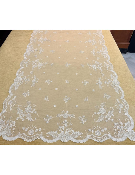 Mantilla mano seda