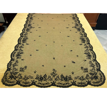 Mantilla mano seda 2