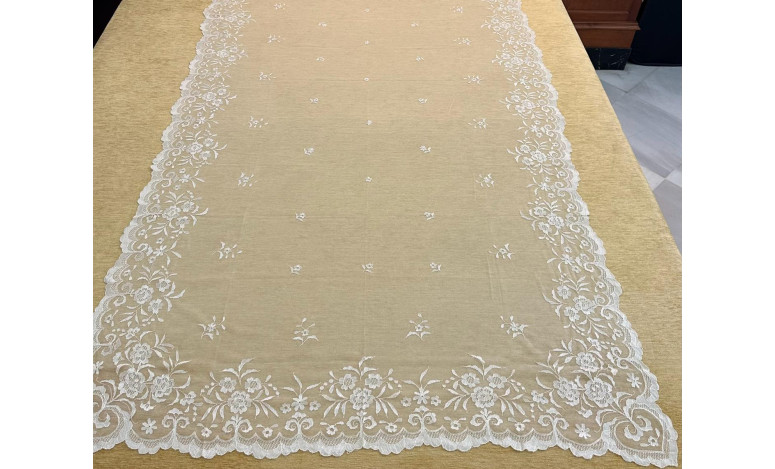 Mantilla mano seda