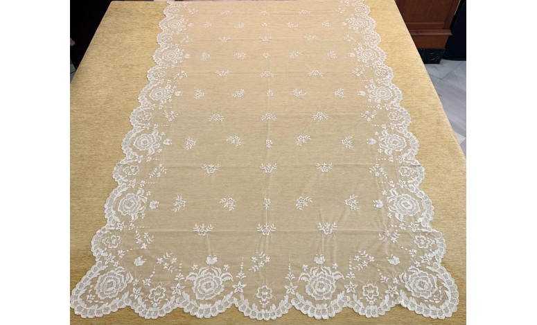 Mantilla mano seda
