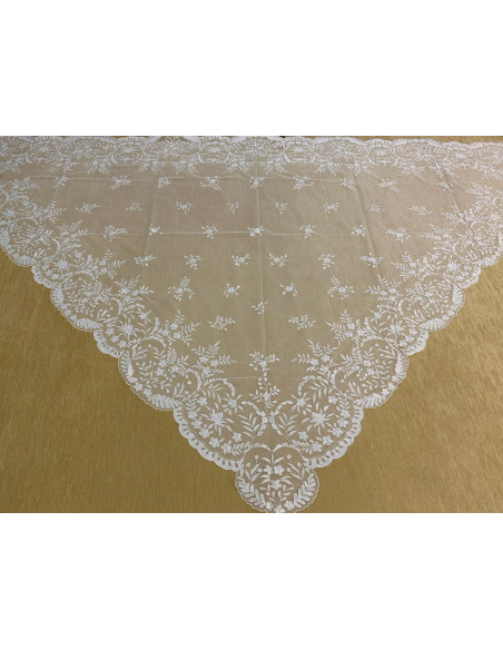 Mantilla infanta mano