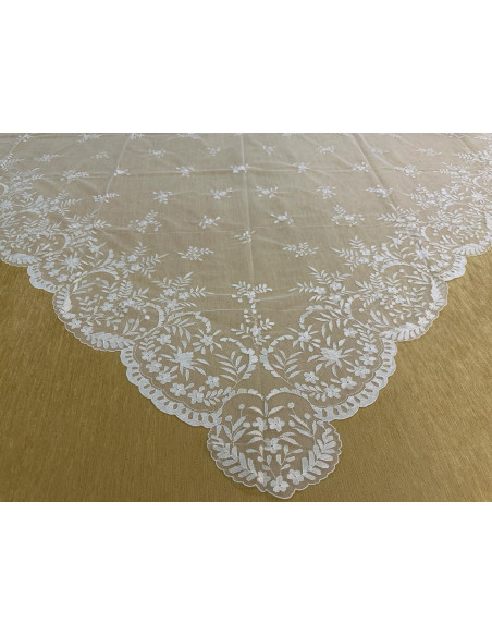 Mantilla infanta mano