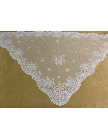 Mantilla infanta mano