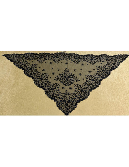 Mantilla infanta mano
