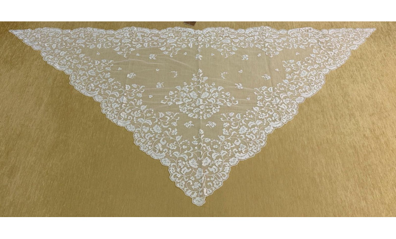 Mantilla infanta mano