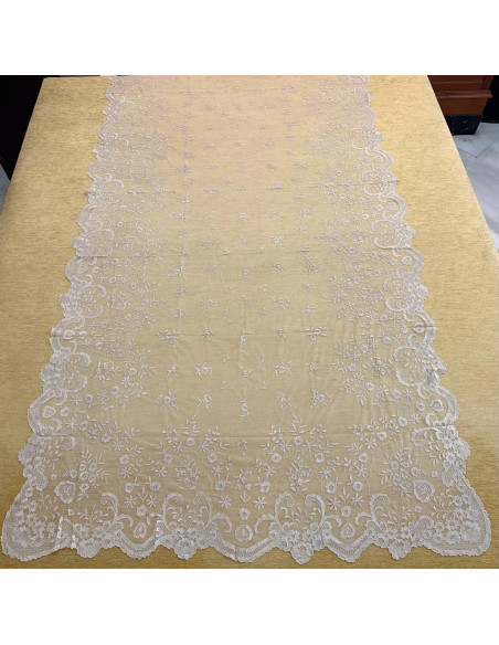 Mantilla mano seda 130*250