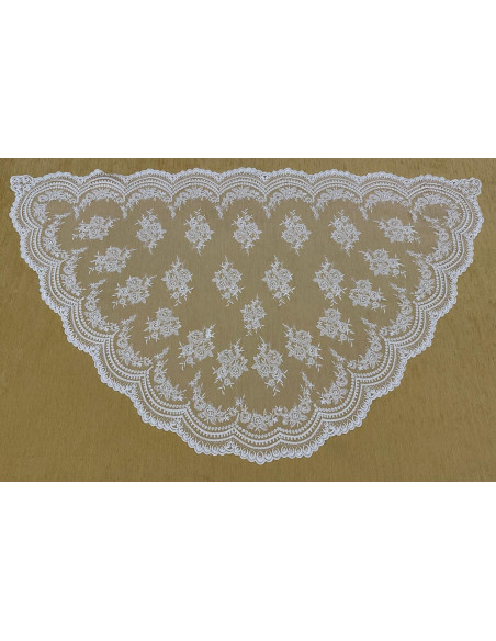 Mantilla media luna