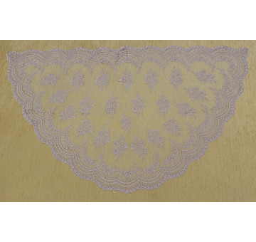 Mantilla media luna 2