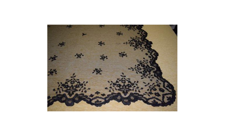Mantilla mano seda mediana