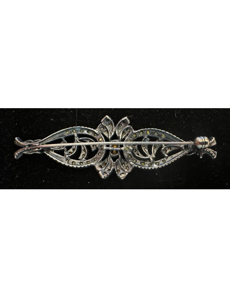 Broche mantilla rodio