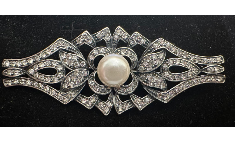 Broche mantilla rodio