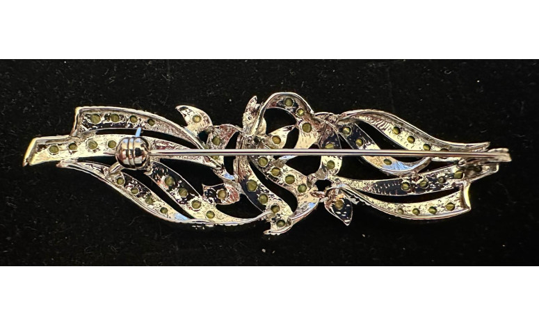 Broche mantilla rodio